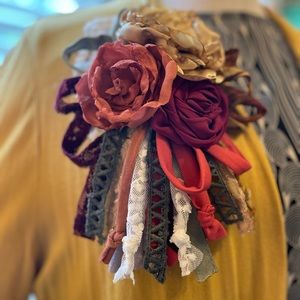 New Scrappy Flower Pin Boutique ladies modest